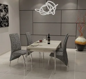 Mesa moderna rectangular