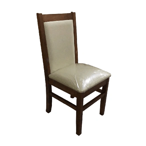Silla de madera con respaldo alto y tapizado beige